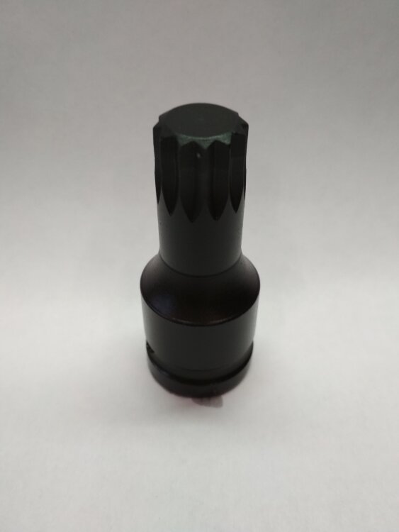 A4MDM14. Головка 1/2" SPLINE М14 ударная для болта задней ступицы VAG, L=60мм, LICOTA