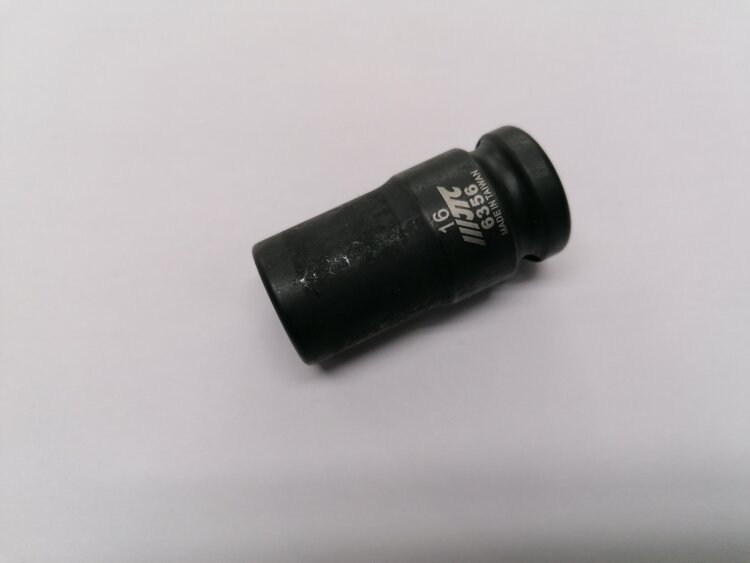 JTC-6356. Головка для демонт.суппортов 1/2"-16мм, длина 50мм, 7 граней, JTC