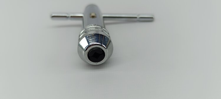 72300. Метчикодержатель с трещеткой М3-М8