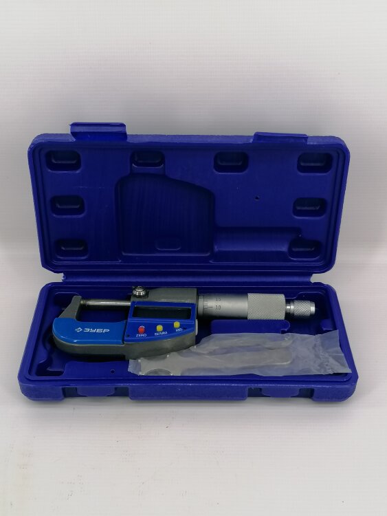 34482-25_z02. Микрометр МКЦ 25,0-25мм,0,001мм,гладкий цифровой, Профессионал, ЗУБР